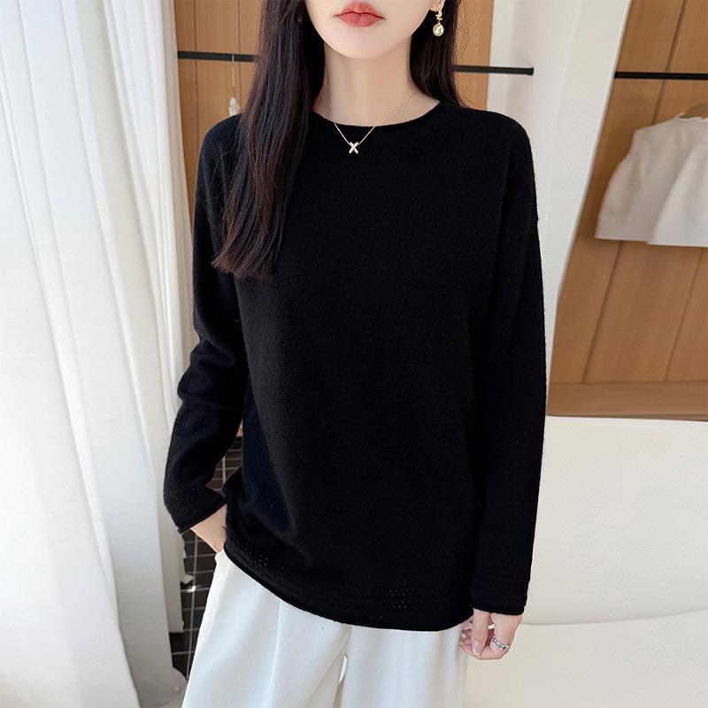 Women's 100% Wool Round Neck Long Sleeve Knitwear - Stylish Slimming Pullover for Autumn/Winter