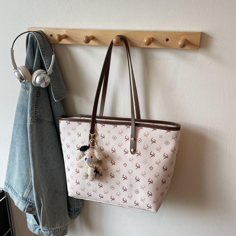 Fashion large-capacity bag women's 2025 new commuter versatile shoulder bag, high-end sense going out to work tote bag