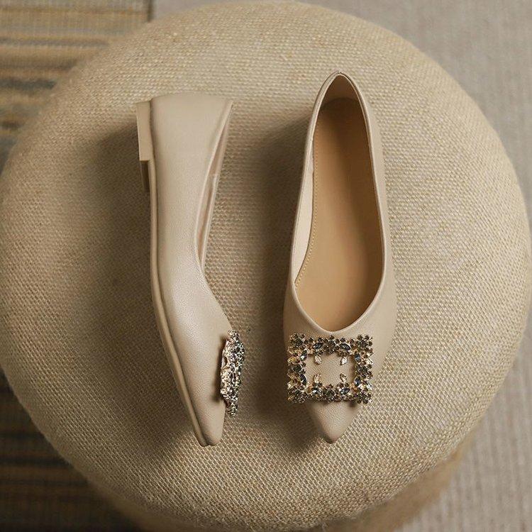 

French flat-bottomed rhinestone shoes 2025 autumn new fashion pointed temperament versatile soft sole shallow mouth women s shoes 35 хакі