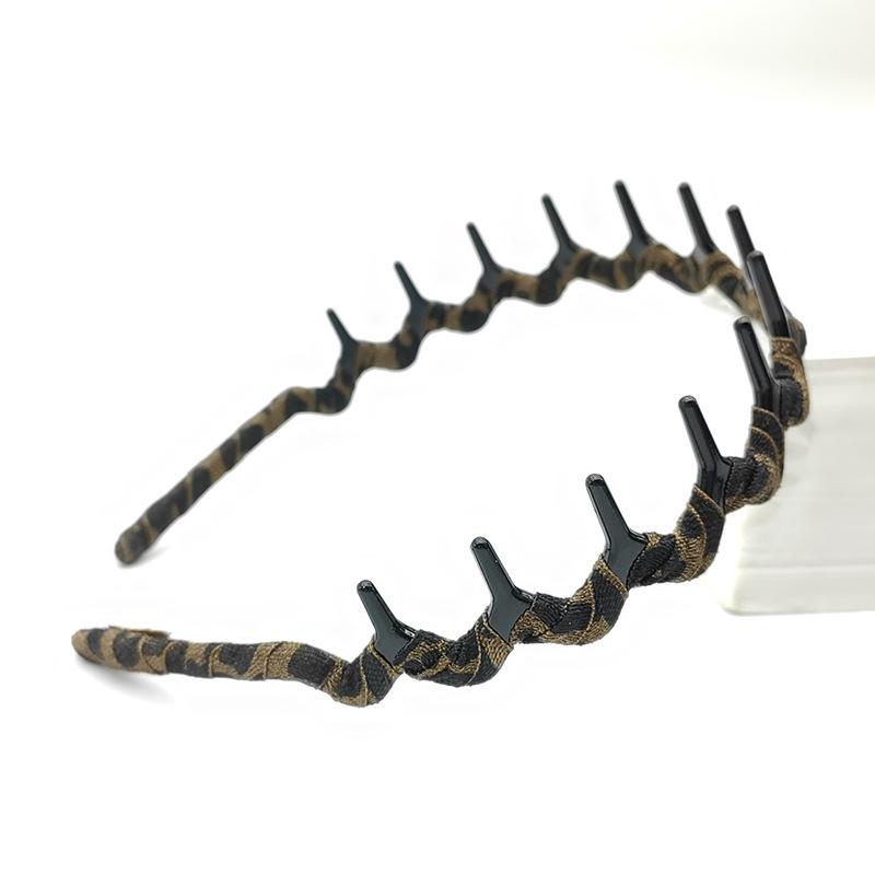 Retro Fabric Toothed Headband 2025: Versatile, Non-Slip Preppy Style for Face Washing