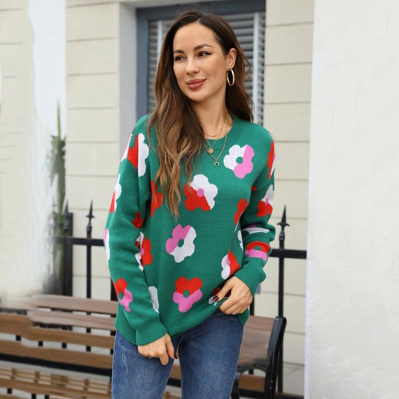 Autumn and Winter Large-sized Women's Sweater, Flower-patterned Long-sleeved Round-neck Knitted Sweater, Fashionable Base Layer