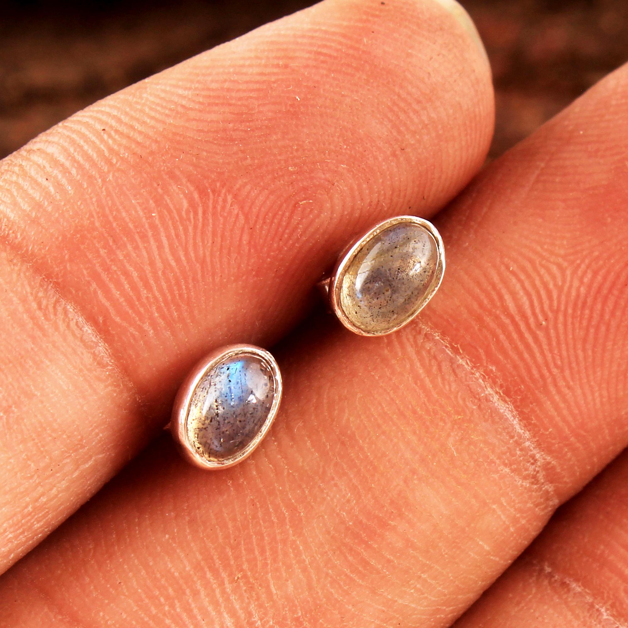 

Сердолик Аметист Лунный камень Гранат Лабрадорит Серьги-гвоздики Ювелирные изделия ручной работы из стерлингового серебра 925 пробы синий