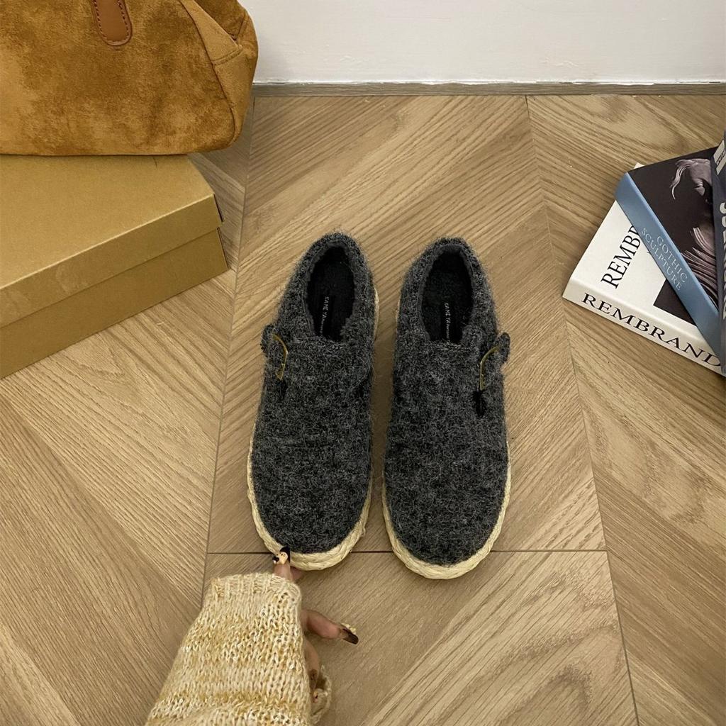 2025 autumn and winter new round head inner hemp woven wedge heel matte fur belt buckle wedge heel women's single shoes