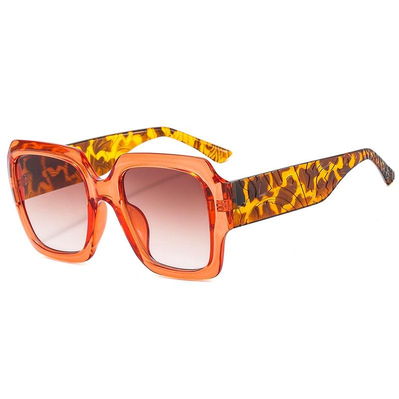 New Square Carve Patterns Sunglasses Women Vintage Designer Female Sun Glasses Men Shades Luxury Brand UV400