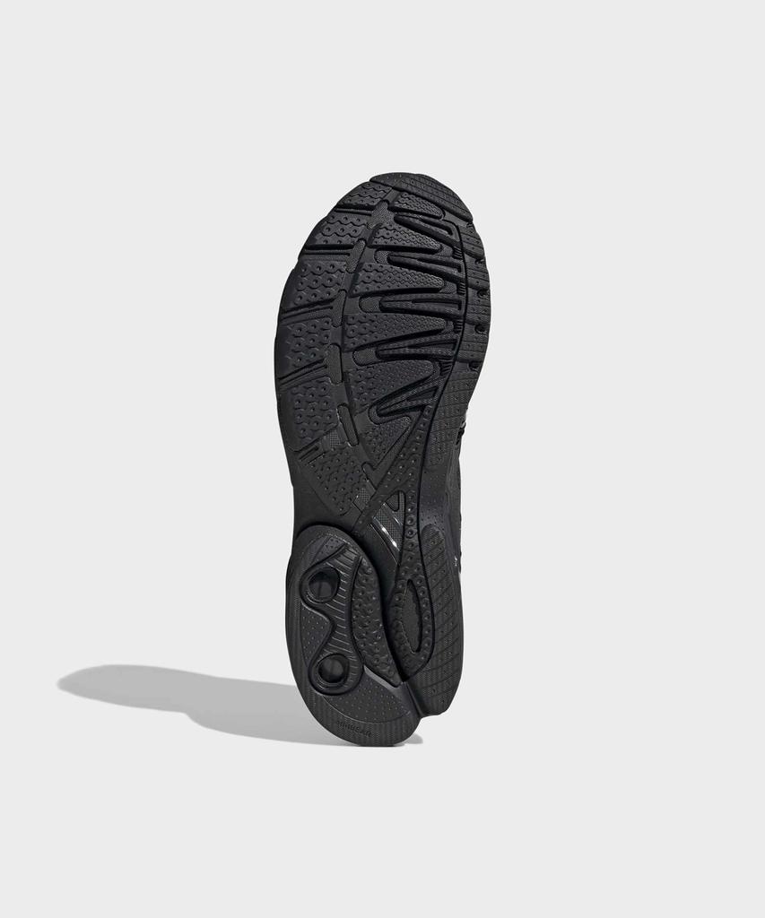 Adidas Adistar Control 5 - Black / Jq4166