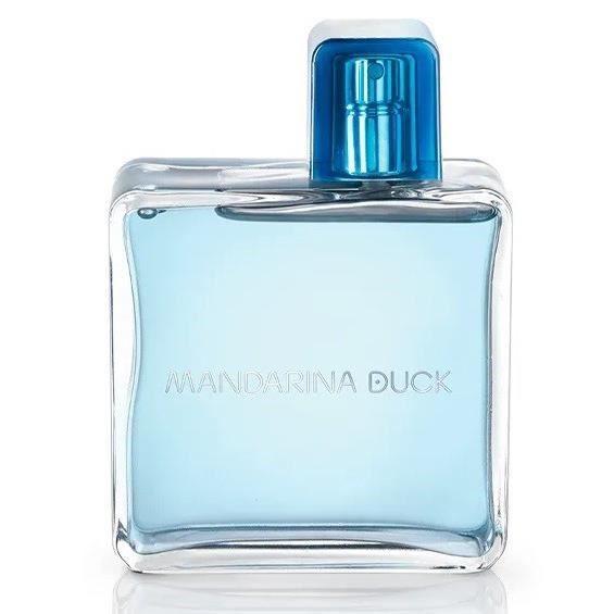 For Him De Mandarina Duck Una Fragancia Fresca Para Hombres Modernos.