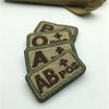 Taktisches Blutgruppen-Siegel Identifikations-Siegel Stickerei Klettverschluss-Abzeichen Armband Typ A Typ B Typ AB Typ O + POS Militär-Fan