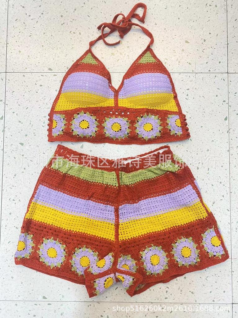 New fashionable and sexy tube top with small suspenders for women's summer seaside beach lace-up hollow knitted neck top