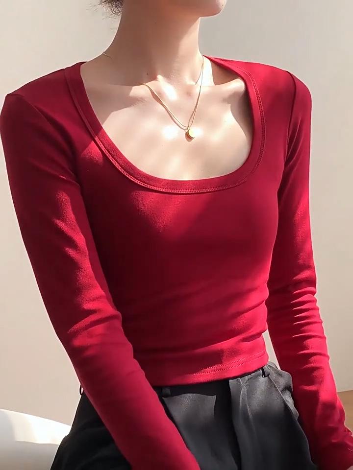 Women's Slim-Fit Wine Red Long Sleeve T-Shirt, 2025 Autumn/Winter, Skin-Whitening, Large Neckline.