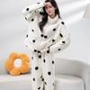 **Kadın Flanel Pijama Takımı Yuvarlak Yaka Jakarlı Uzun Peluş Kalın Sıcak Ev Giyimi**