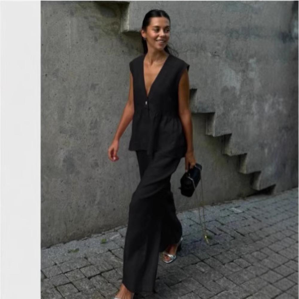 Women's V-Neck Solid Colour Sleeveless Top Vest Trousers Set