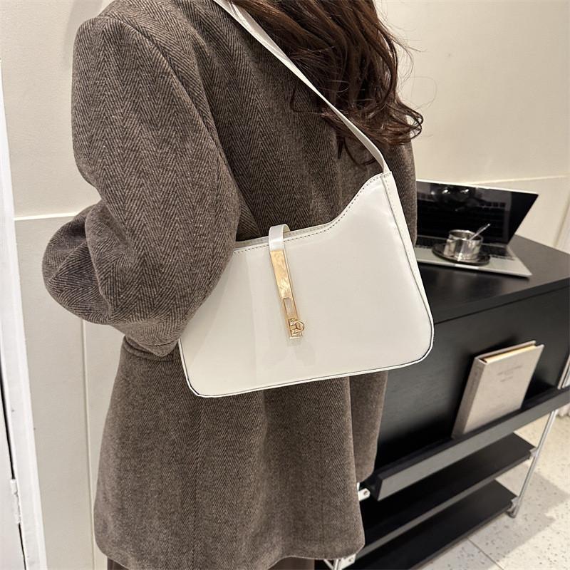 Stylish Korean Pu Shoulder Bag Trendy Fashionable Underarm Bag For Women