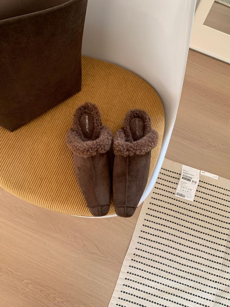 2025 Retro Velvet Warm Single Shoes Women's Autumn and Winter New Fashion Korean Version Black Versatile and Thin Fluffy Shoes Cotton