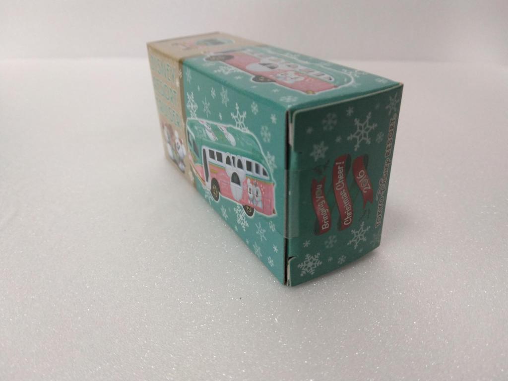 Tomica, Mickey & Minnie design, snowman, made in Vietnam