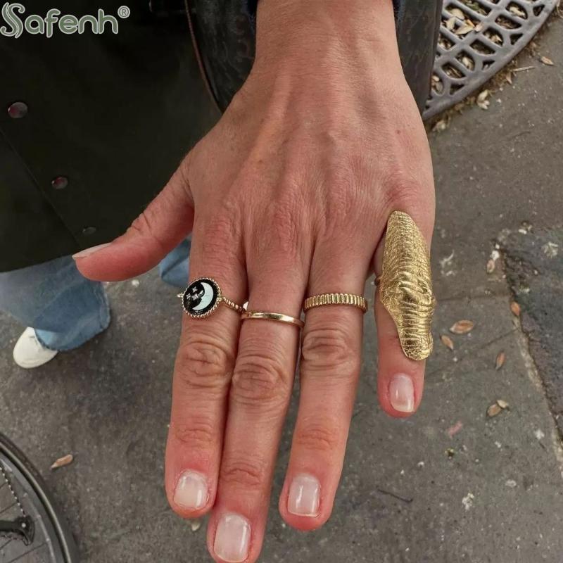 Irregular Texture Knuckle Rings Set Minimalist Golden Jewelry for Women Layered Stackable Ring for Office or Events