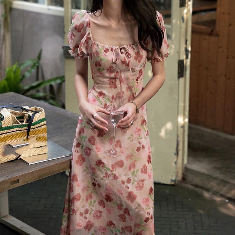 

Летнее платье с цветочным принтом и рукавами-фонариками, а также юбкой-трапецией и рукавами-фонариками для женщин. Женское тонкое платье с завышенной талией. 4XL