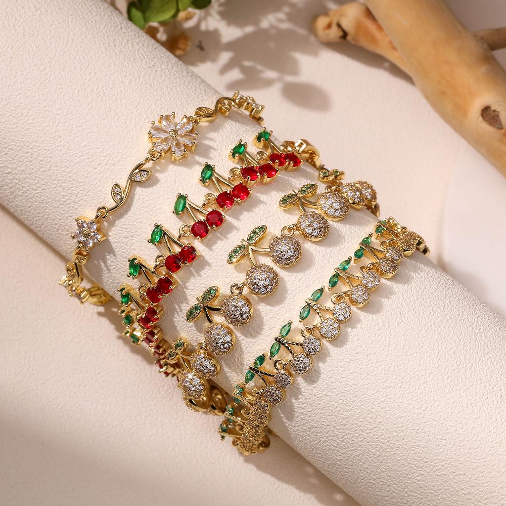 18K Gold Plated Brass Sweet and Cute Splicing Adjustable Cherry Flower Zircon Bracelet for Women's Zircon Birthday Gift 1 Pcs