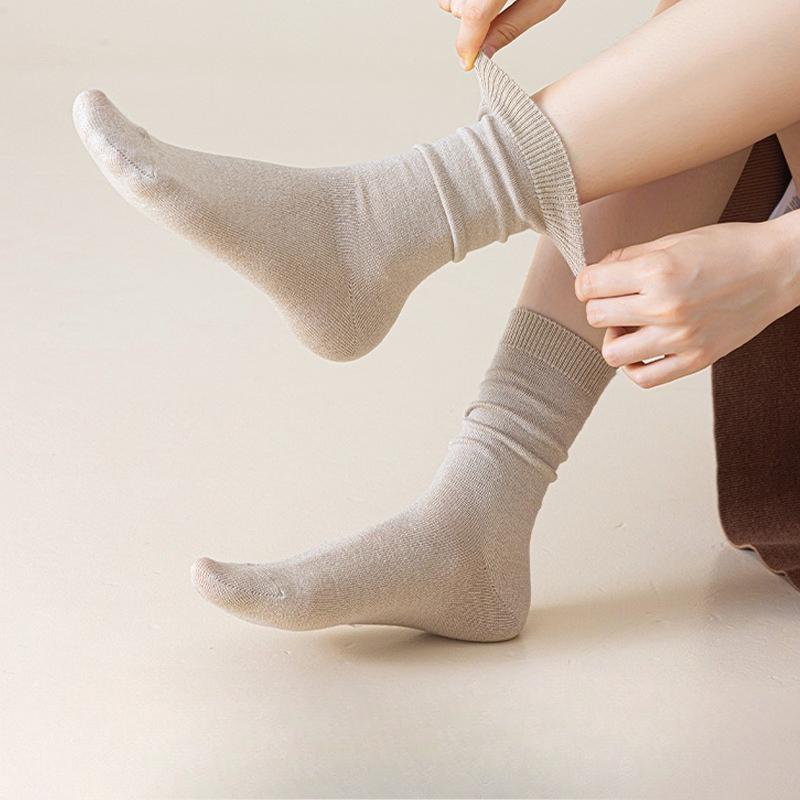 Wool and Silk Socks for Women in Autumn, Light and Warm Mid-calf Socks, Antibacterial and Deodorizing Long Calf Pile Socks