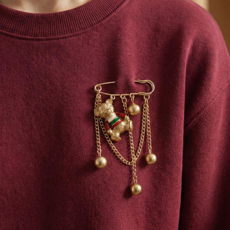 Ozean-Element Brosche für Damen Quasten-Kette Mit Stilvollem Erdbeer-Herz-Design Für Mode