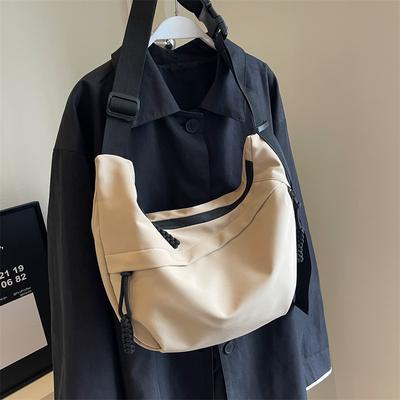 Damentaschen – Geräumige Taschen