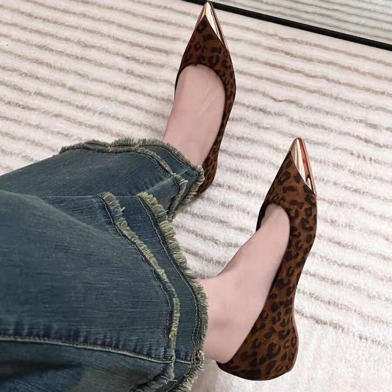

Fashion Stiletto French Shallow Single Shoes Women s Shoes 2025 Spring and Autumn New Color Block Pointed Toe Temperament 40