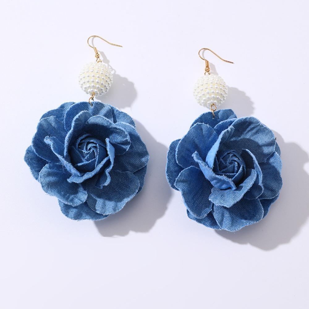 Blaue Rosenohrringe Handgefertigte Ohrringe aus Jeansstoff für Damen Übertriebene Kamelien-Blumenohrringe Party-Schmuck Geschenke