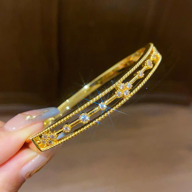 18K Gold Plated Zircon Twill Bangle: Exquisite, Versatile Luxury Bracelet for Women