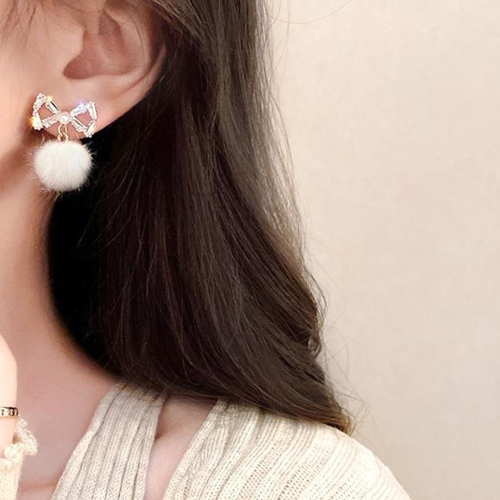 Women's Snowflake Drop Shine Earrings [Silver Needle]