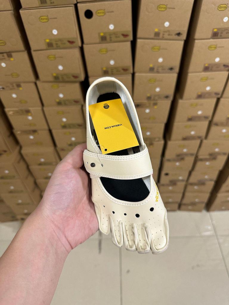Vibram-Sole Women's Five-Finger Dance, Yoga, Pilates Split-Toe Indoor Fitness Shoes