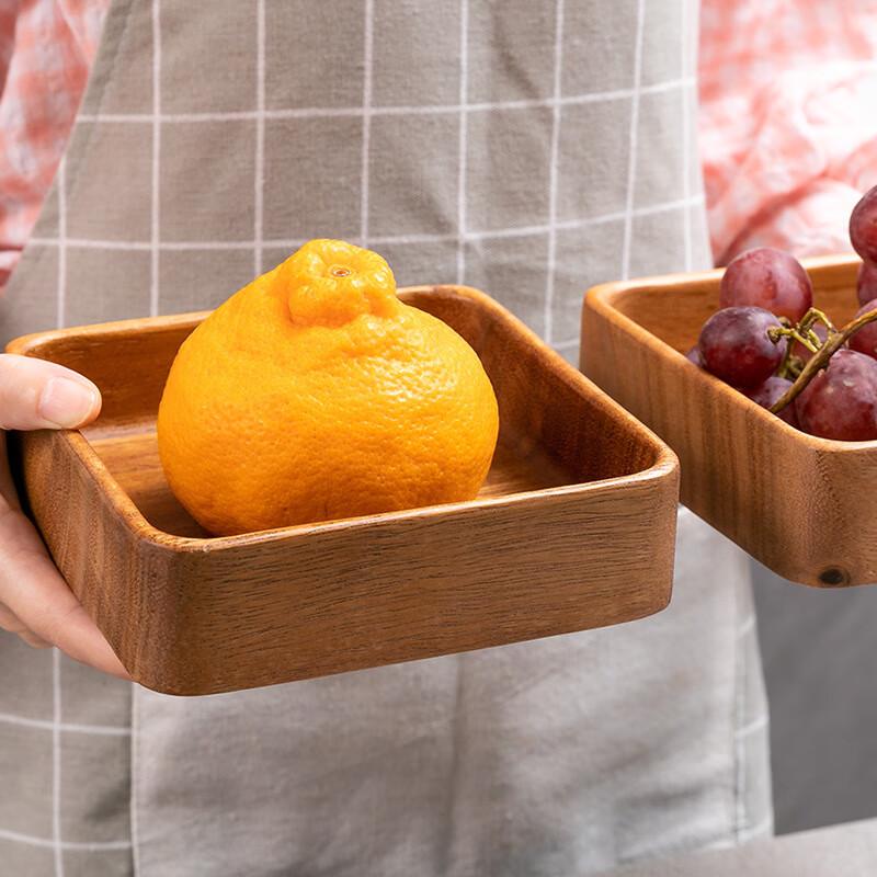 Drui'en Acacia Wood Square Serving Tray