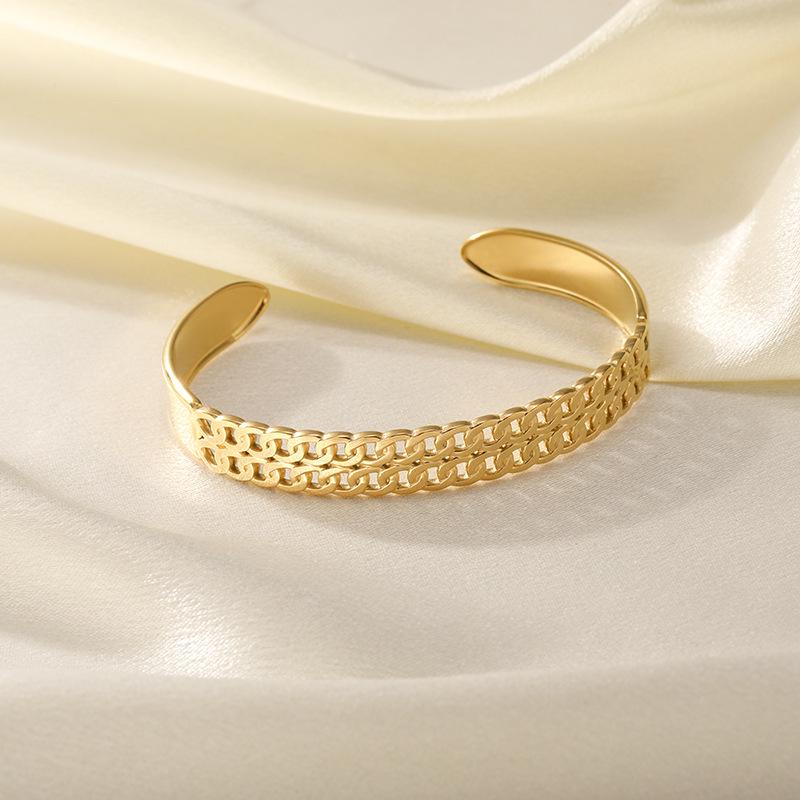 Adjustable Titanium Steel Open Bangle - Women’s High-End European & American Style, Fade-Resistant, Exaggerated Design.