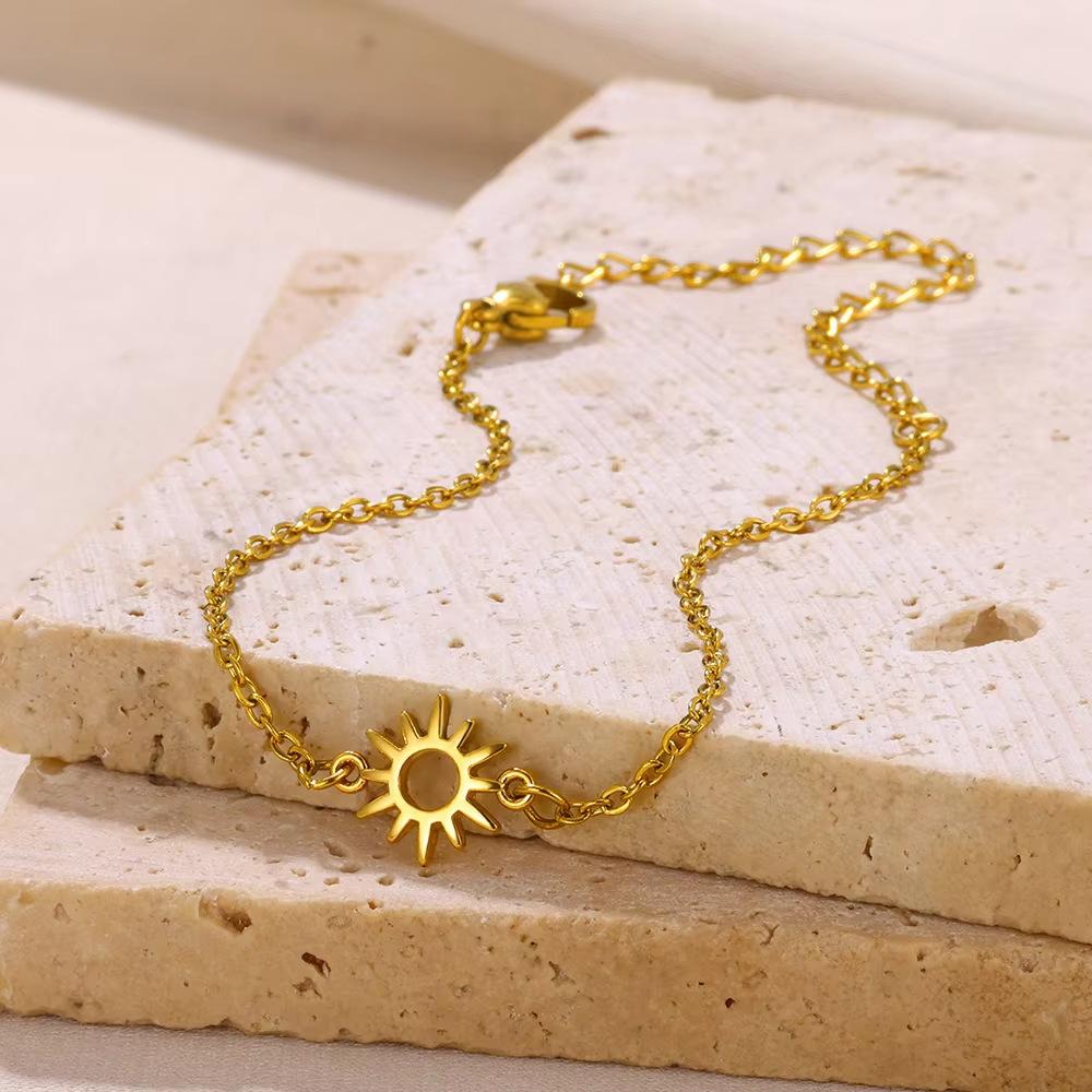 

Хип-хоп Мода Солнечный Декоративный Браслет Подходит для Женщин для Ношения и Сочетания Модный Циркон для Летних Путешествий золотой