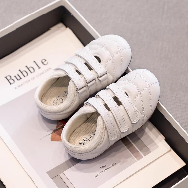 Girls' Silver Ballet-Style Mary Janes: Trendy 2026 Summer Training & Sports Shoes