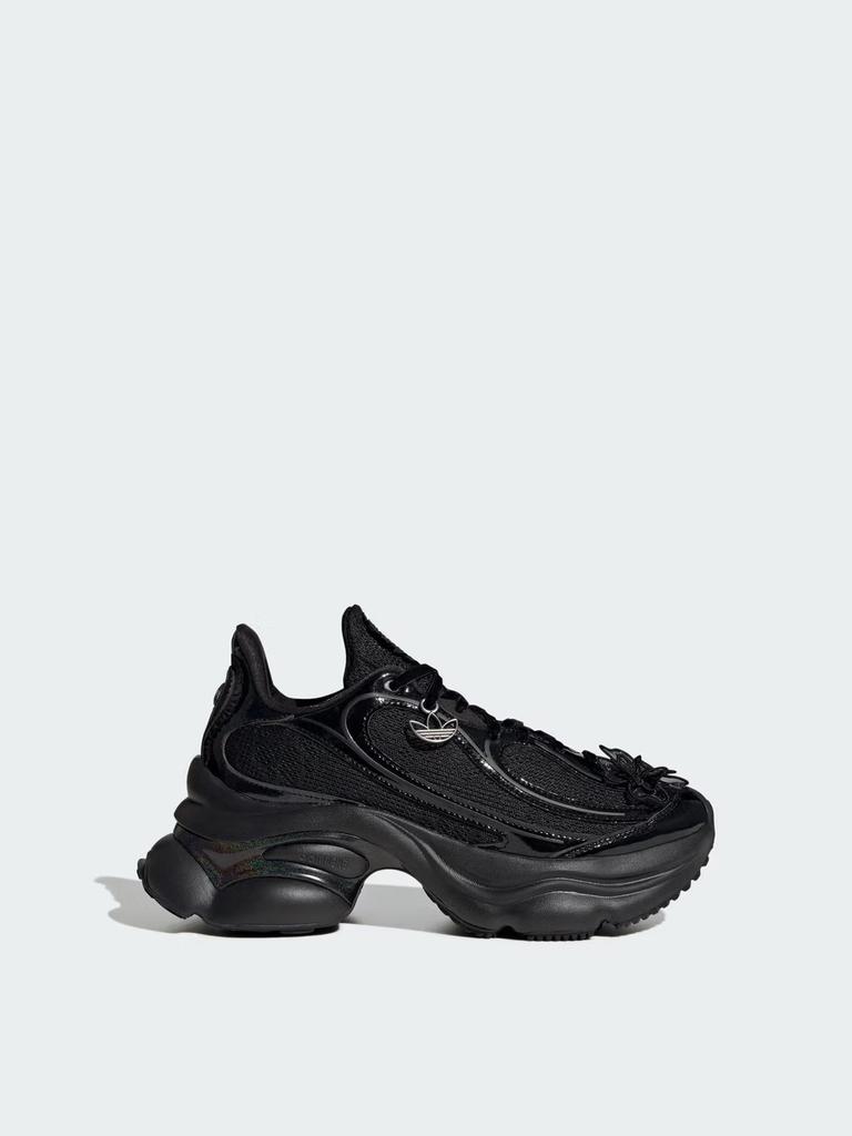 Adidas "Floating Butterfly Shoes" OZVENUZ W Vintage Sport Shoes for Women - Adidas Three-Leaf Design HQ2677