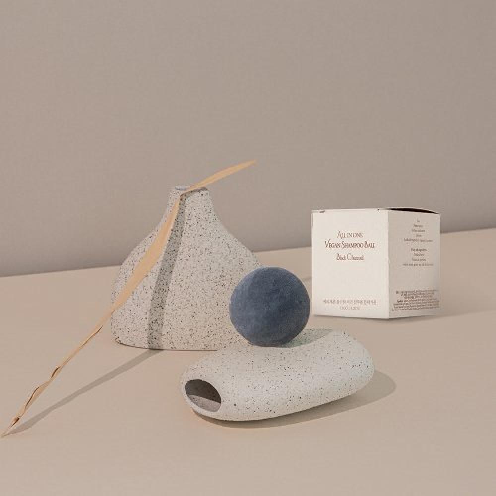 

Erigeron All In One Vegan Shampoo Bar Black Charcoal NONE