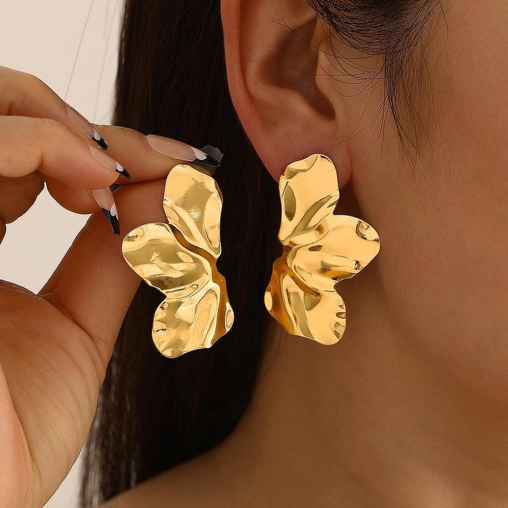 2PCS Flower Stud Earrings for Women Girls Vintage Gold Color Metal Earrings Trendy Daily Wear Fashion Jewelry Gifts