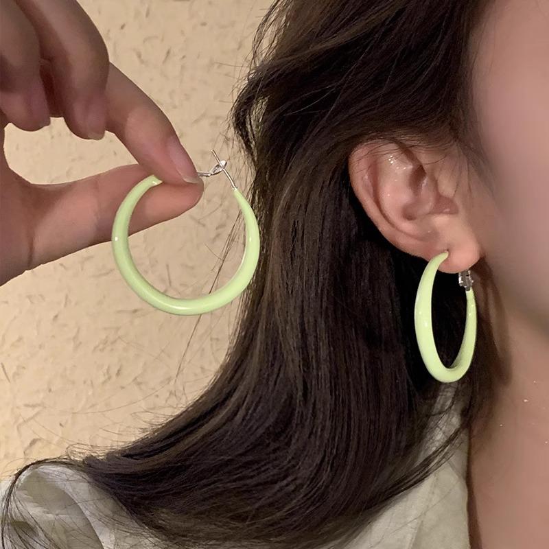 Sweet Dopamine Oil Drop Earrings Women's Niche Senior Sense Vein Circle Design Elegant Simple Versatile Hoop Ear Jewelry