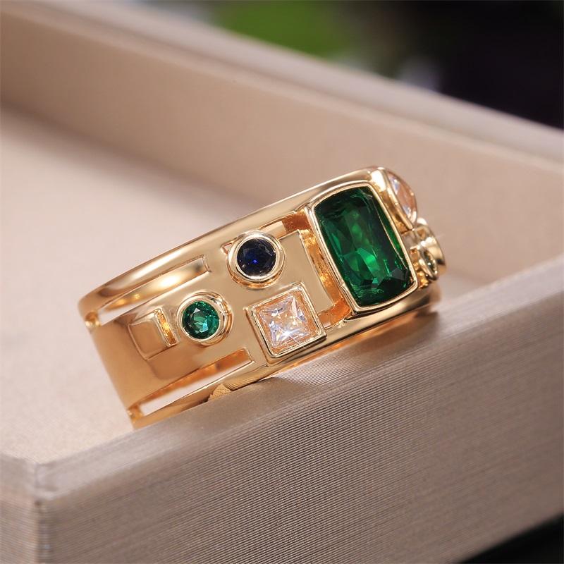 Gorgeous Gold Color Band Women Rings with Irregular Colorful Cubic Zirconia Wedding Party Jewelry Trendy Accessories Gift