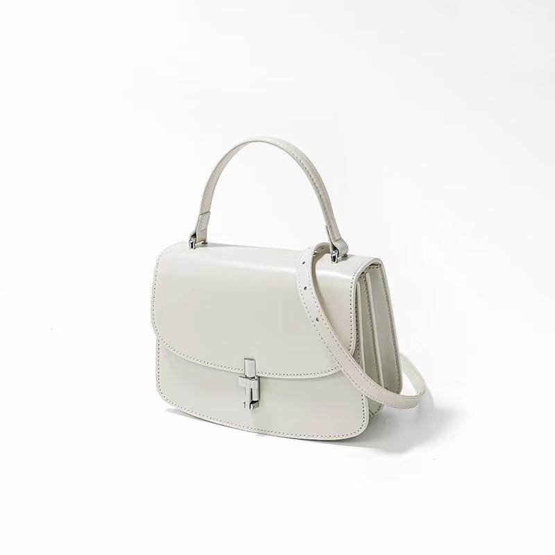 

2024 Европейская и Американская Высококачественная Сумка-аккордеон из коровьей кожи – Корейский стиль тофу 21*6*12.5 cm белый