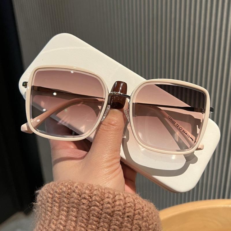 New Square Sunglasses Women Luxury Design Big Frame Gradient Cat Eye Sun Glasses for Women Driving Eyeglasses UV400 Eyewear