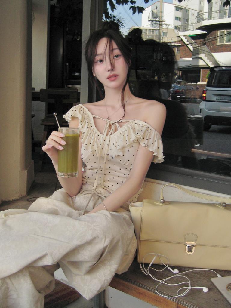 MOIFAIRE Flower Wide Pants / Beige