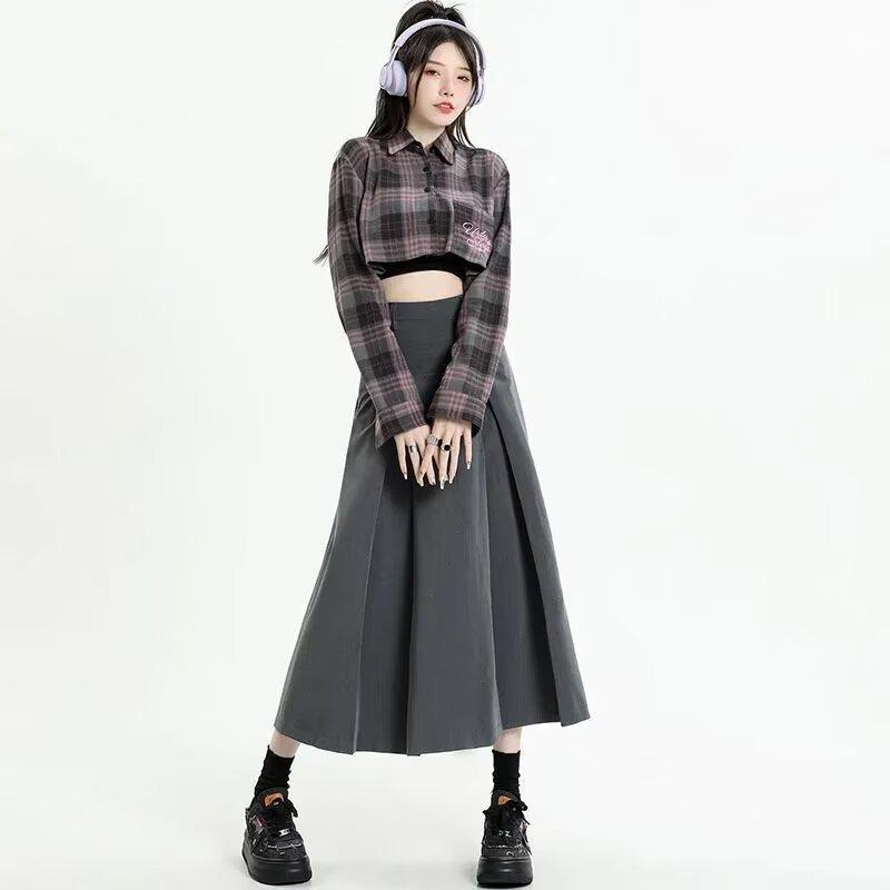 Autumn/Winter Plus Size A-Line Pleated Skirt: High-Waisted, Hip-Covering, Slimming Short Skirt for Petite & Chubby Girls in College Style.