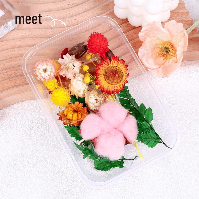 Eternal Dried Flower Photo Frame Decoration – Handmade Air-Dried Bouquet Ornament for March 8th