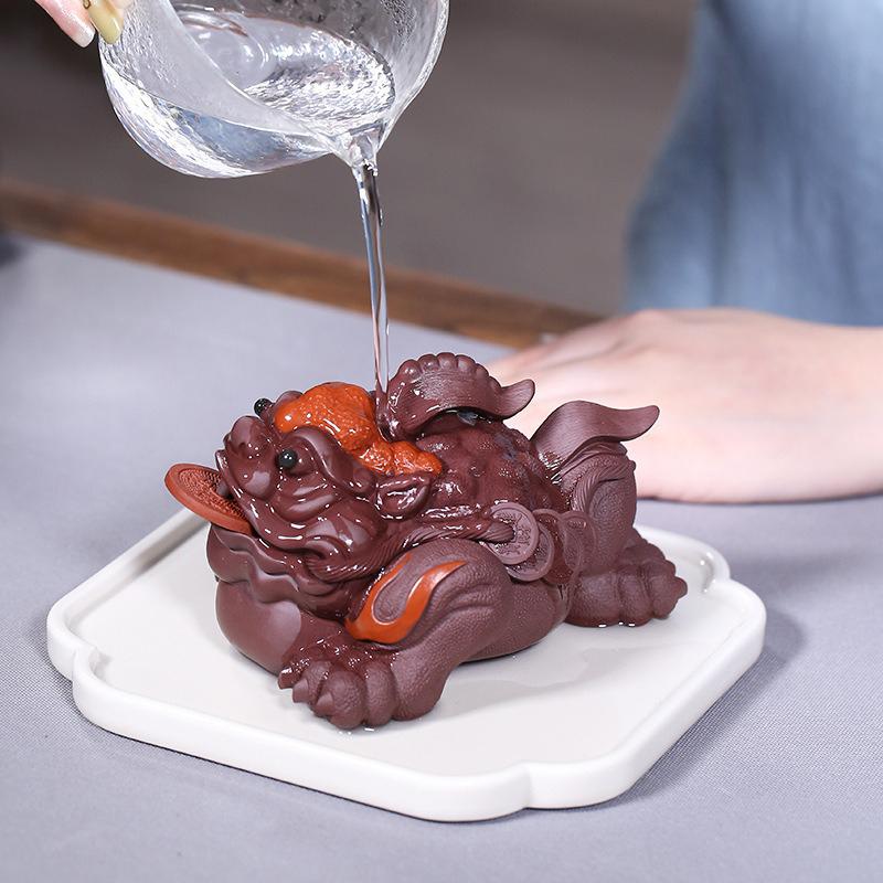 Handmade Golden Toad Purple Sand Tea Pet Purple Clay Sculpture Tea Play Gifts Lucky Golden Toad