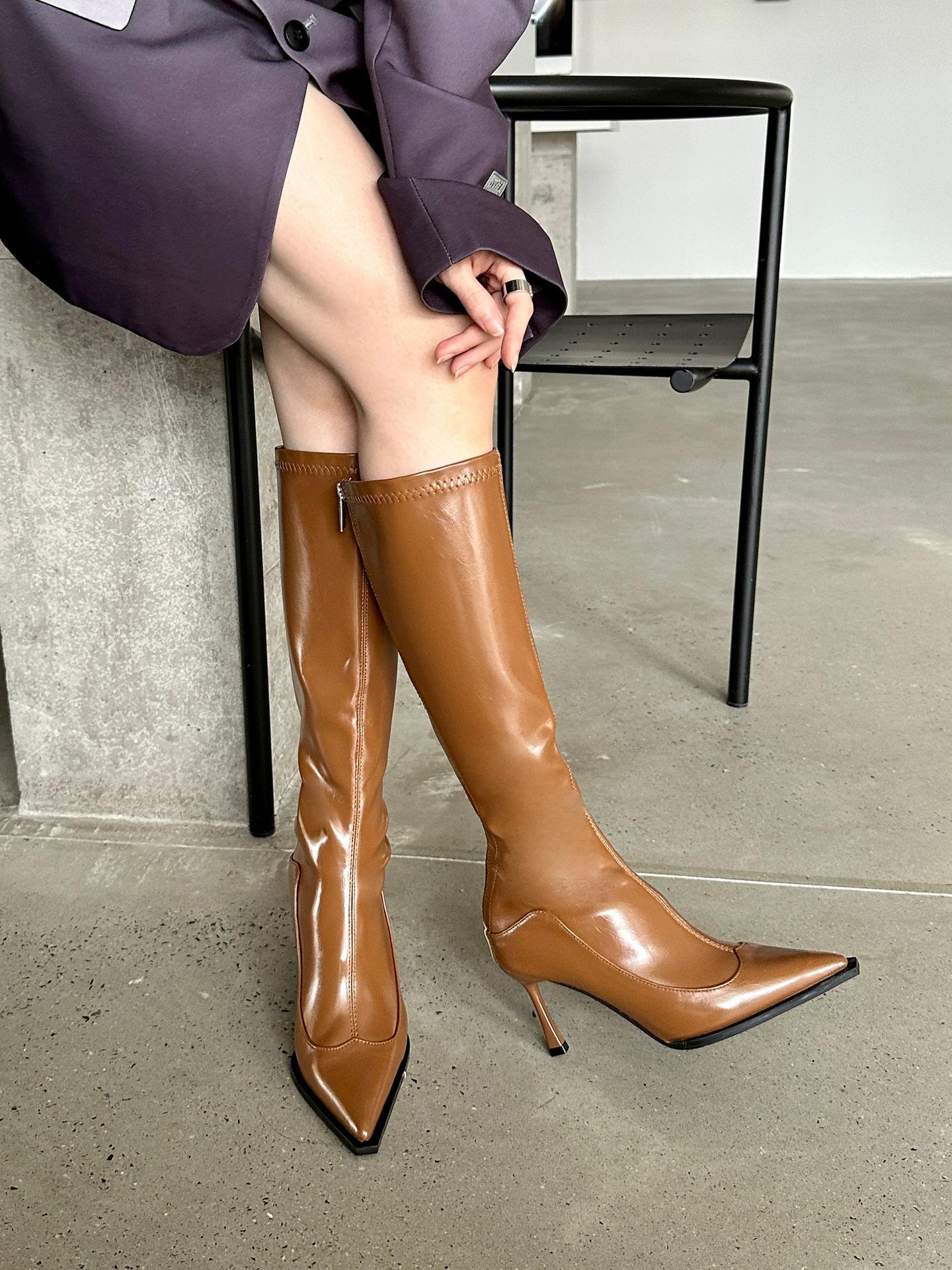 

2025 autumn and winter new retro European and American candy color super long boots elastic suede pointed and thin leg women s boots 40 світло-коричневого кольору