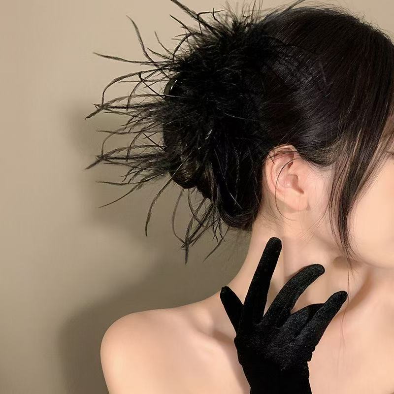 Design Sense Mesh Feather Grab Clip Versatile Temperament Feather Duster Hair Accessories Disc Hair Clip Headgear Popular Hair Accessories