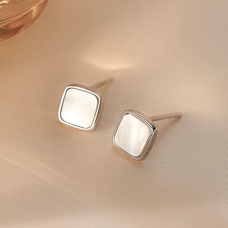 Geometric Square Shell Stud Earrings: 2024 Trendy Versatile Women's Fashion, Light Luxury Style