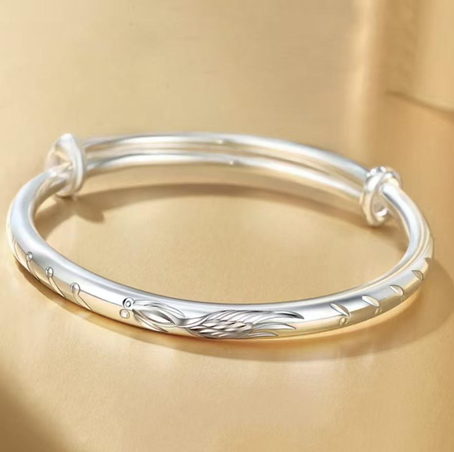 

Браслет Пуш-Пул Кои с серебряным покрытием и резными цветами Alloy