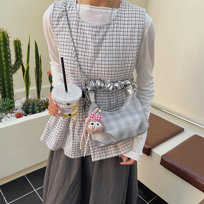Trendige tragbare karierte kleine Tasche Damen 2025 Sommer neu hochwertiger Sinn vielseitiger ausländischer Stil personalisierte Schulter-Umhängetasche