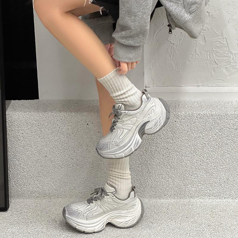 Retro and old casual sports shoes for women's spring new leather comfortable and breathable thick-soled small dad shoes